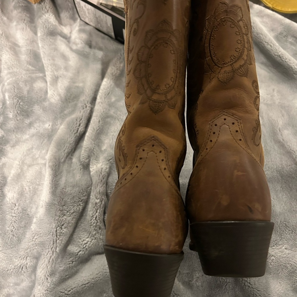 Ariat Brown Women’s Cowboy Boots - Picture 6 of 7